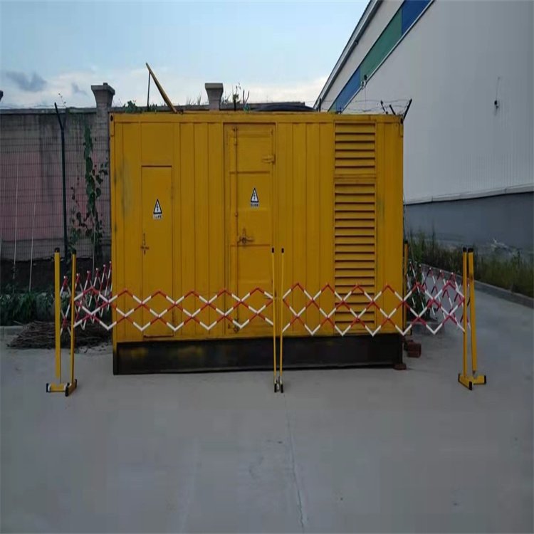 兴隆华侨农场发电机组油箱盖上留出小气孔有什么用？