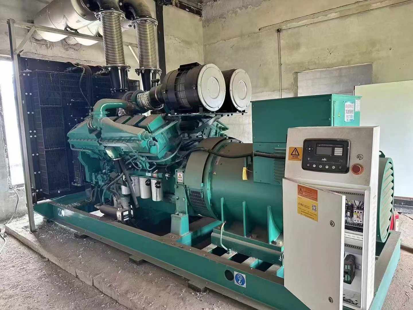 兴隆华侨农场无功补偿装置的性能评估需要考虑哪些因素？