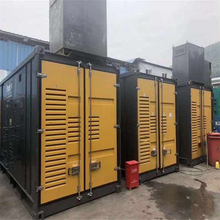 兴隆华侨农场温度变化对不同类型欠压保护装置的可靠性影响有何差异？