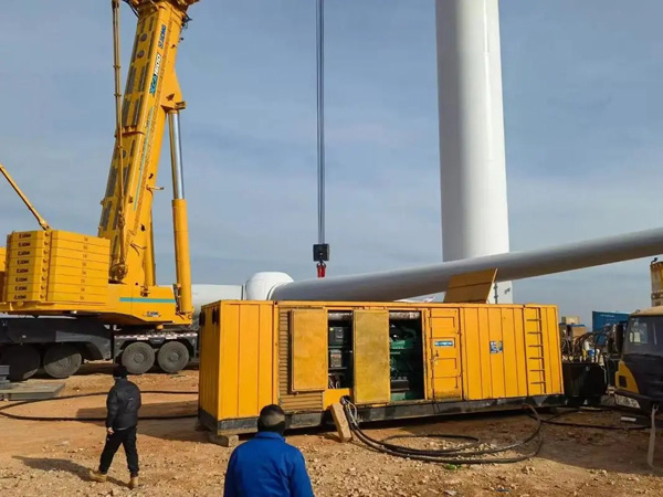 兴隆华侨农场空气滤清器堵塞的故障灯是什么样的？